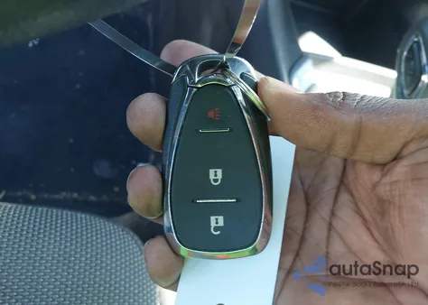 2021 Chevrolet Traverse Awd Ls z USA, uszkodzony, nr VIN 1GNEVFKW7MJ267669